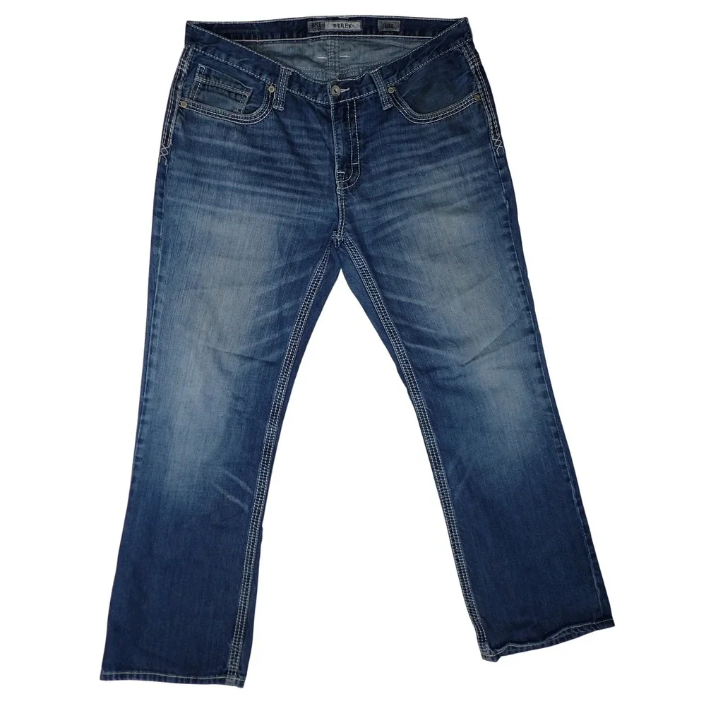 BKE Men's Derek Relaxed Straight Leg Medium Wash Jeans 38 31 Fade Top Stitch